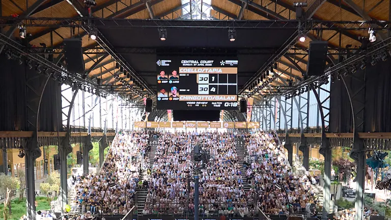 The Central Court and the stands at Brussels Premier Padel